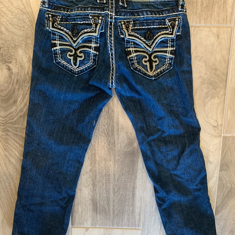 Sz 24 Rock Revival Capris in PERFECT condition
